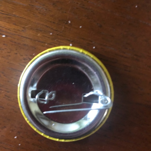 COPY - Official Amgen Tour of California Pin- 650 $12 or 🎉 - Picture 2 of 2